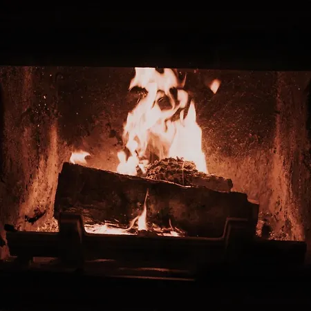 アパート Fotuso House *